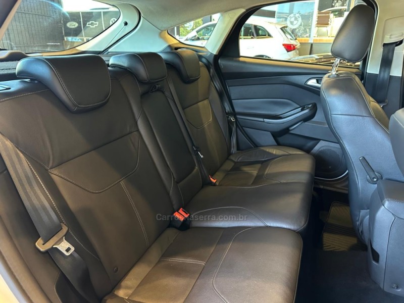 FOCUS 2.0 TITANIUM PLUS HATCH 16V FLEX 4P AUTO - 2016 - CAXIAS DO SUL