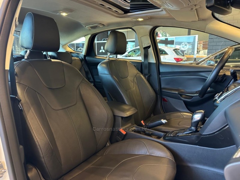 FOCUS 2.0 TITANIUM PLUS HATCH 16V FLEX 4P AUTO - 2016 - CAXIAS DO SUL