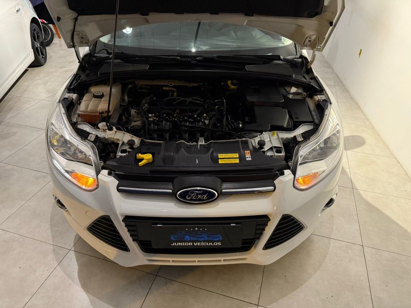 FOCUS 1.6 SE 16V FLEX 4P AUTOMÁTICO - 2015 - BENTO GONçALVES