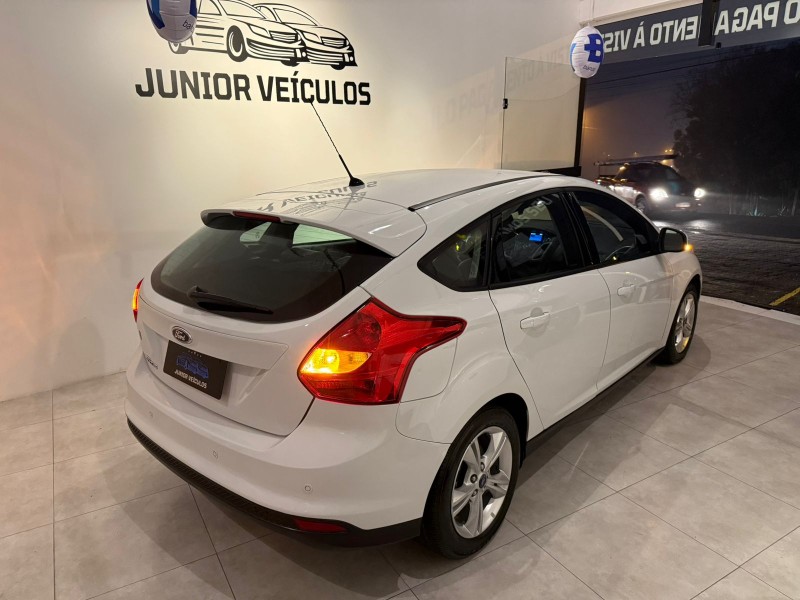 FOCUS 1.6 SE 16V FLEX 4P AUTOMÁTICO - 2015 - BENTO GONçALVES