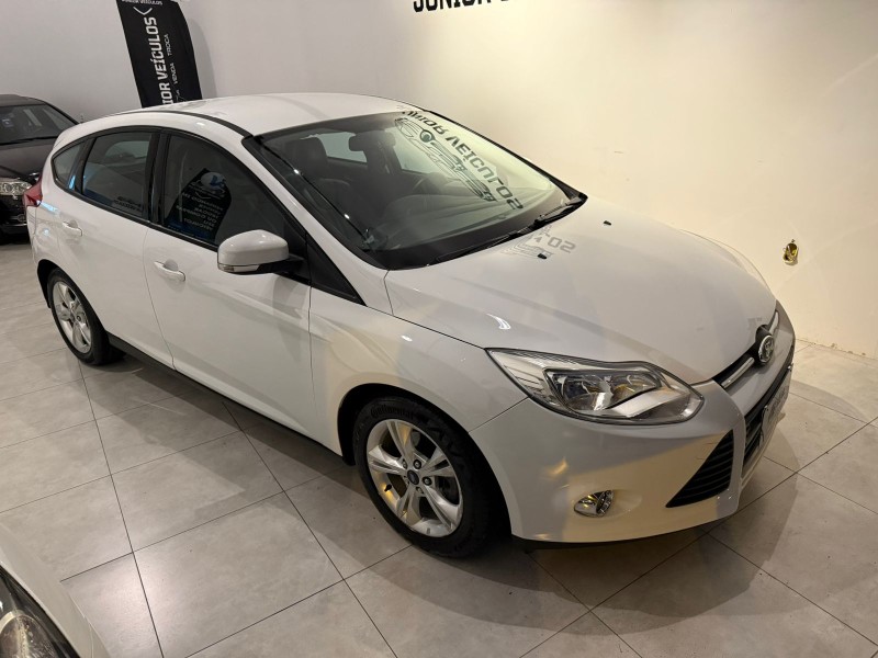 focus 1.6 se 16v flex 4p automatico 2015 bento goncalves