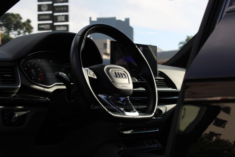 Q5 2.0 TFSI S LINE BLACK QUATTRO S TRONIC GASOLINA 4P - 2021 - CAXIAS DO SUL