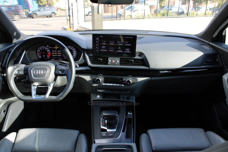Q5 2.0 TFSI S LINE BLACK QUATTRO S TRONIC GASOLINA 4P - 2021 - CAXIAS DO SUL