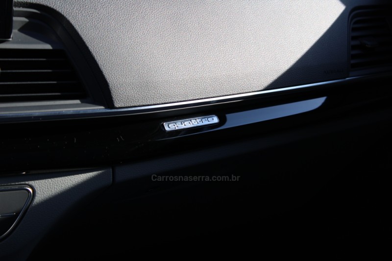 Q5 2.0 TFSI S LINE BLACK QUATTRO S TRONIC GASOLINA 4P - 2021 - CAXIAS DO SUL