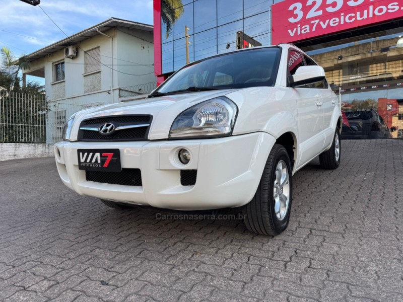 TUCSON 2.0 MPFI GLS 16V 143CV 2WD FLEX 4P AUTOMÁTICO - 2015 - NOVO HAMBURGO