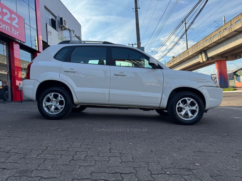 TUCSON 2.0 MPFI GLS 16V 143CV 2WD FLEX 4P AUTOMÁTICO - 2015 - NOVO HAMBURGO
