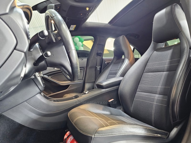 CLA 200 1.6 VISION 16V FLEX 4P AUTOMÁTICO - 2015 - SAPUCAIA DO SUL