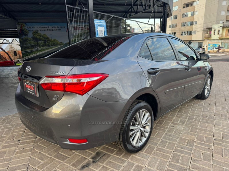 COROLLA 2.0 XEI 16V FLEX 4P AUTOMÁTICO - 2015 - TAPEJARA