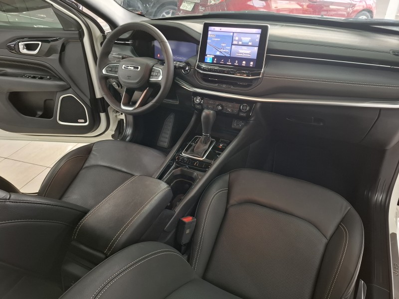 COMPASS 1.3 SERIE S T270 16V TURBO FLEX 4P AUTOMÁTICO - 2025 - FARROUPILHA