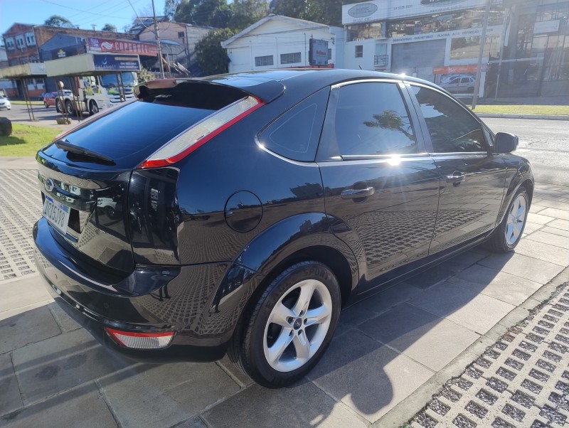 FOCUS 1.6 GLX 8V GASOLINA 4P MANUAL - 2011 - CAXIAS DO SUL