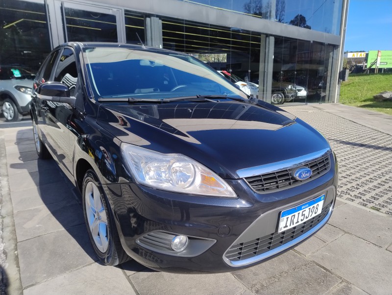 FOCUS 1.6 GLX 8V GASOLINA 4P MANUAL - 2011 - CAXIAS DO SUL