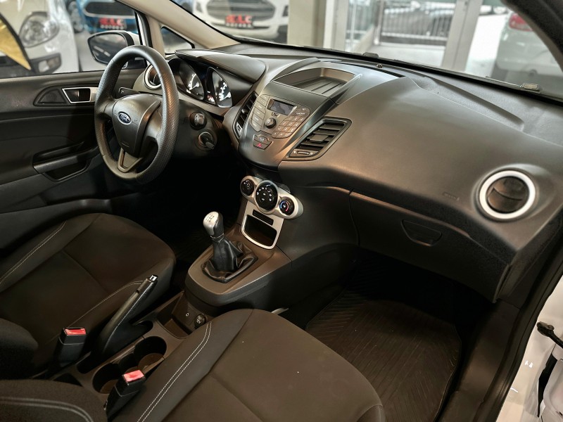 FIESTA 1.5 SE HATCH 16V FLEX 4P MANUAL - 2014 - CAXIAS DO SUL