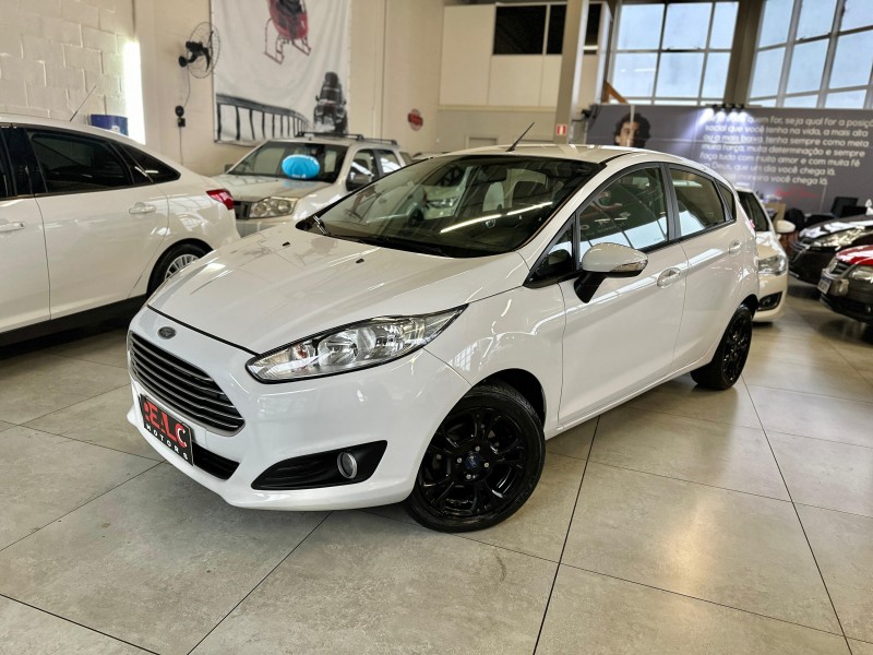 fiesta 1.5 se hatch 16v flex 4p manual 2014 caxias do sul