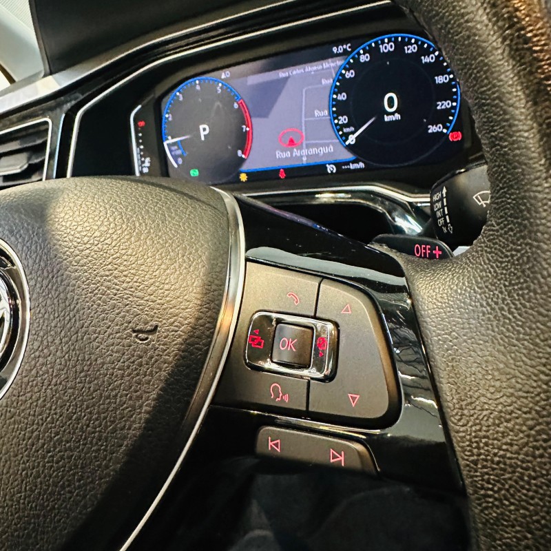 POLO 1.0	200 TSI HIGHLINE AUTOMÁTICO  - 2021 - CAXIAS DO SUL