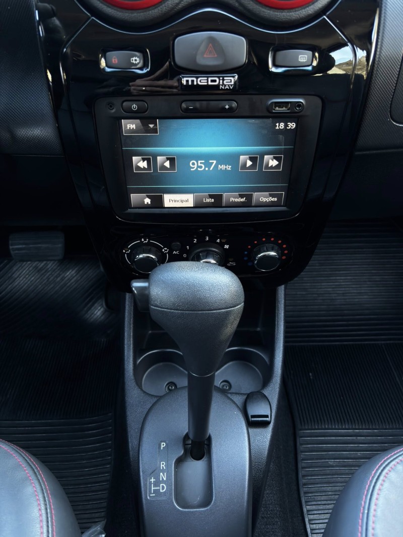 SANDERO 1.6 STEPWAY 16V FLEX 4P AUTOMÁTICO - 2014 - CANDELáRIA
