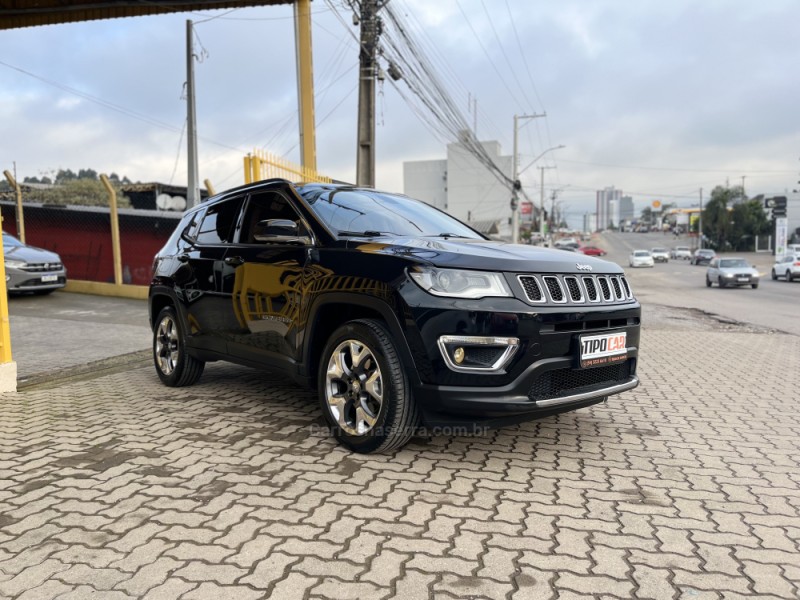 COMPASS 2.0 16V FLEX LIMITED AUTOMÁTICO - 2018 - CAXIAS DO SUL