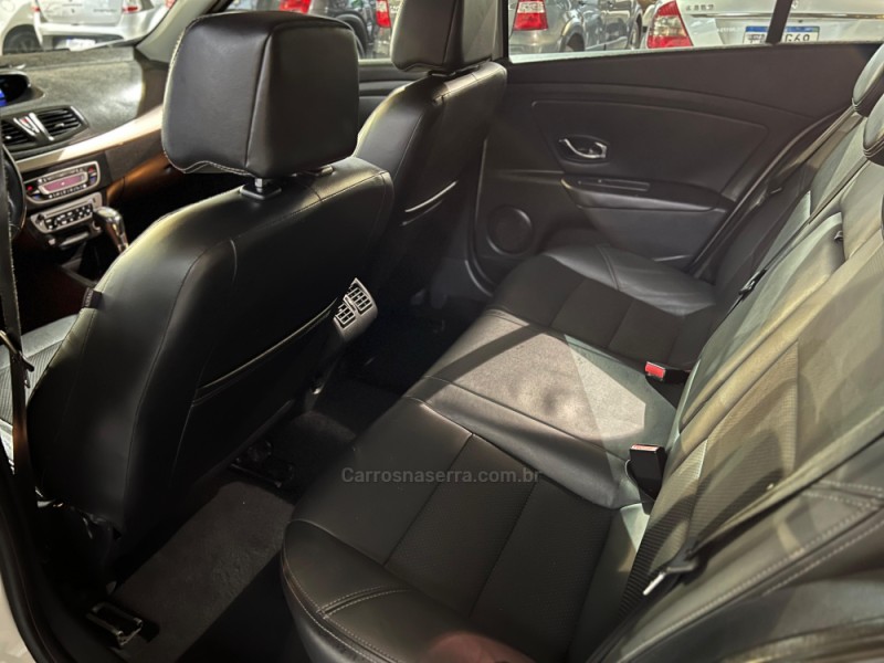 FLUENCE 2.0 DYNAMIQUE 16V FLEX 4P AUTOMÁTICO - 2014 - CAXIAS DO SUL