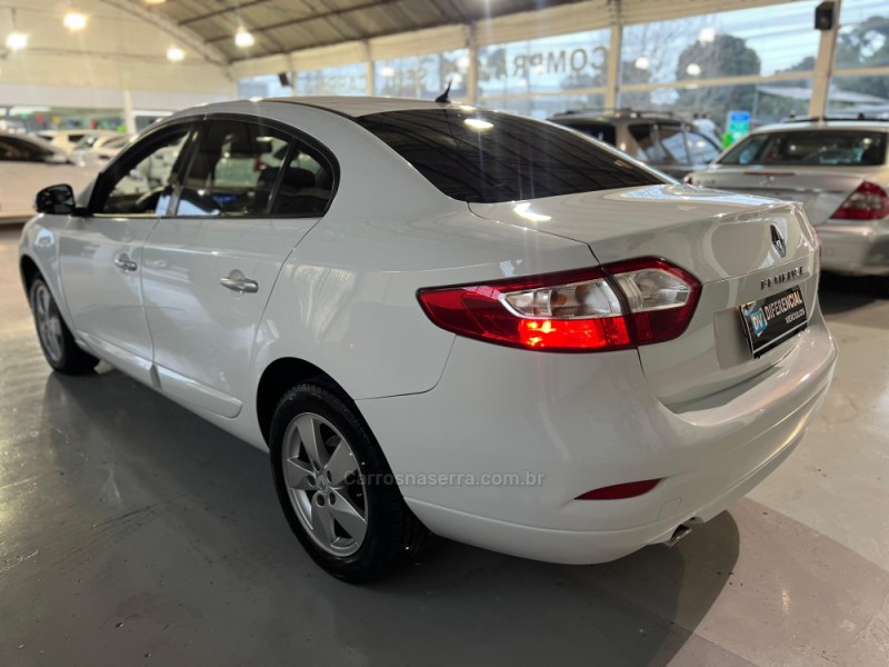 FLUENCE 2.0 DYNAMIQUE 16V FLEX 4P AUTOMÁTICO - 2014 - CAXIAS DO SUL