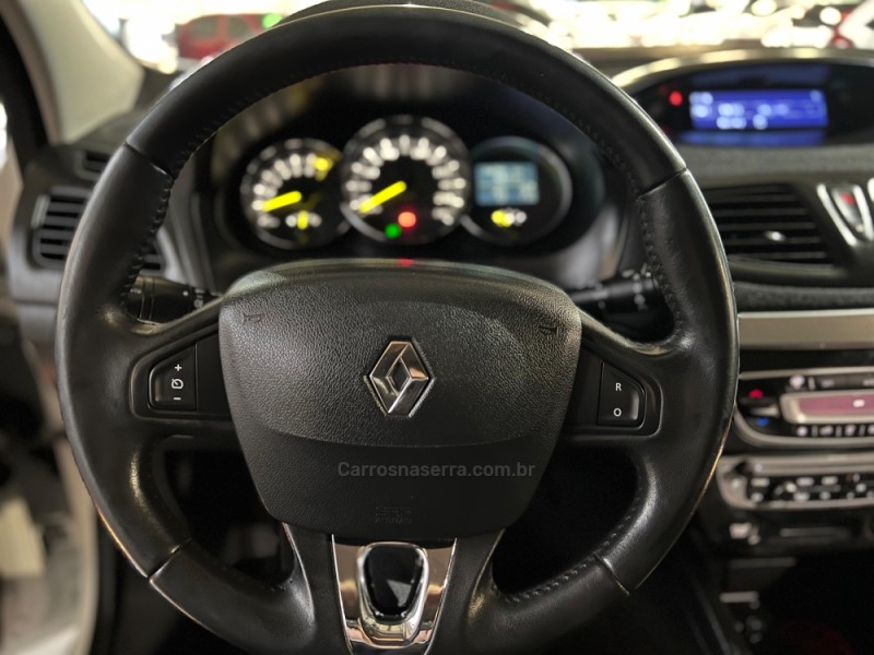 FLUENCE 2.0 DYNAMIQUE 16V FLEX 4P AUTOMÁTICO - 2014 - CAXIAS DO SUL