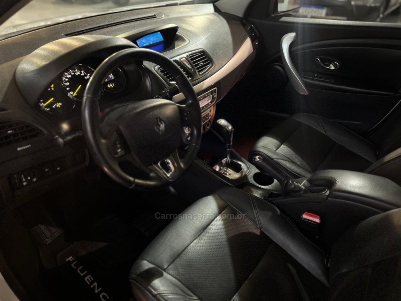 FLUENCE 2.0 DYNAMIQUE 16V FLEX 4P AUTOMÁTICO - 2014 - CAXIAS DO SUL