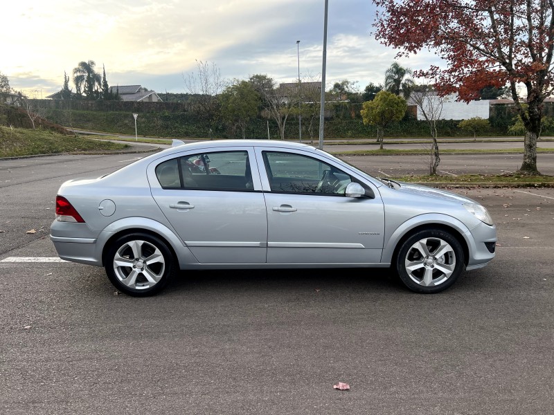 VECTRA 2.0 MPFI EXPRESSION 8V 140CV FLEX 4P MANUAL - 2010 - BENTO GONçALVES