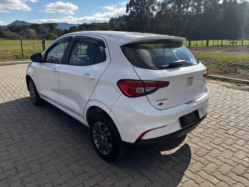 ARGO 1.0 DRIVE 6V FLEX 4P MANUAL - 2023 - CANDELáRIA