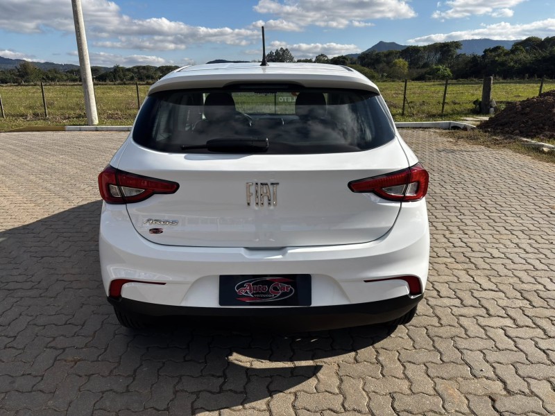 ARGO 1.0 DRIVE 6V FLEX 4P MANUAL - 2023 - CANDELáRIA