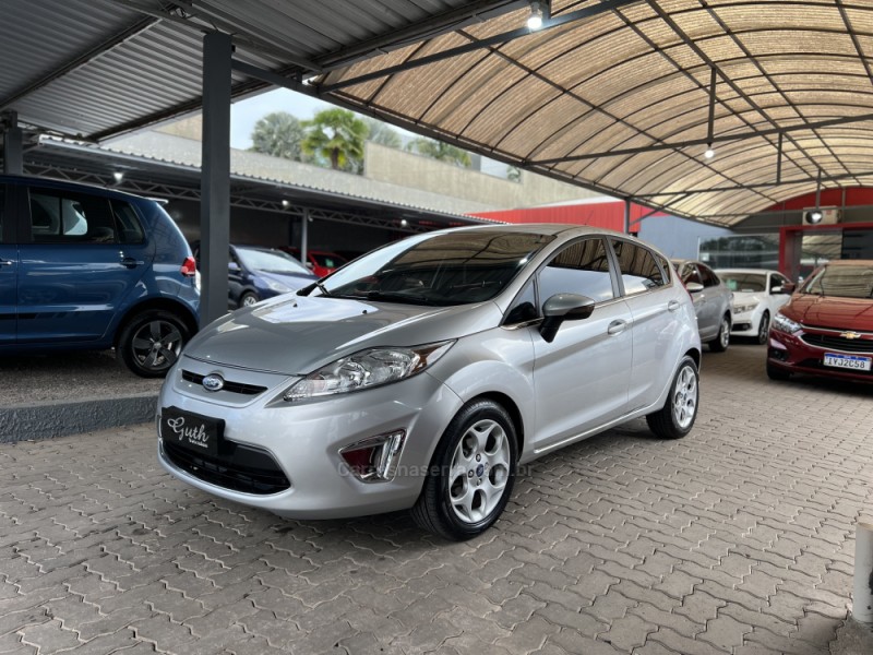 FIESTA 1.6 SE HATCH 16V FLEX 4P MANUAL
