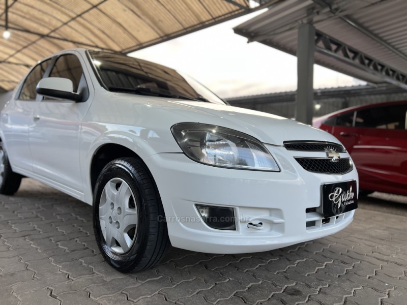 CELTA 1.0 MPFI LT 8V FLEX 4P MANUAL - 2015 - BOM PRINCíPIO
