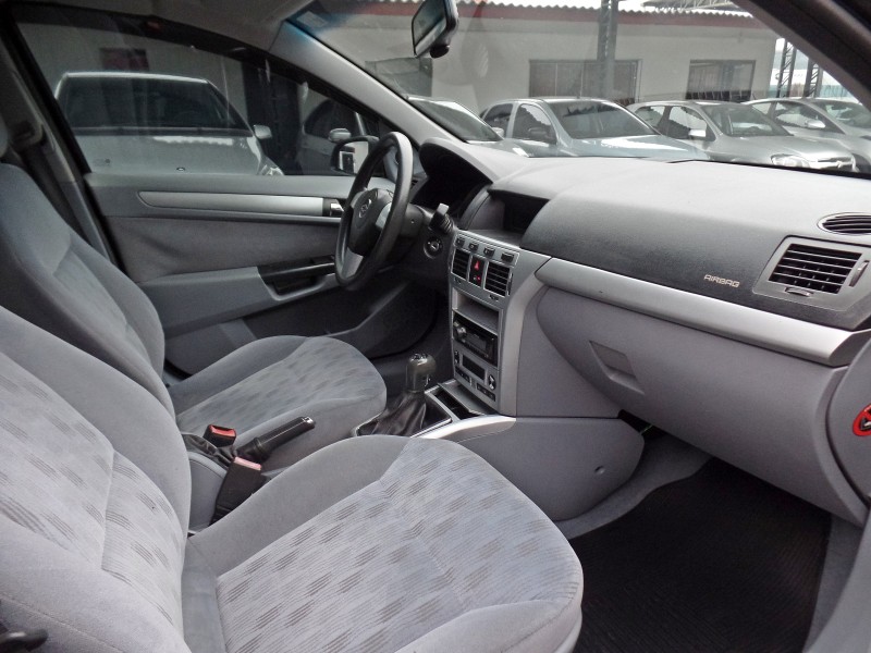 VECTRA 2.0 MPFI EXPRESSION 8V FLEX 4P MANUAL - 2008 - CAXIAS DO SUL