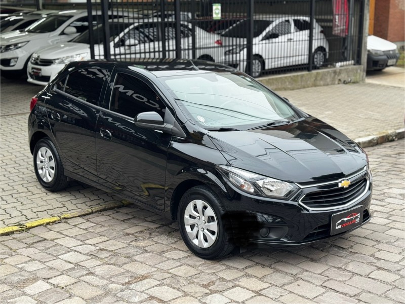 ONIX 1.0 LT PLUS 8V FLEX 4P MANUAL - 2017 - CAXIAS DO SUL