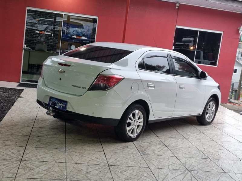 PRISMA 1.4 MPFI LTZ 8V FLEX 4P MANUAL - 2013 - CAXIAS DO SUL
