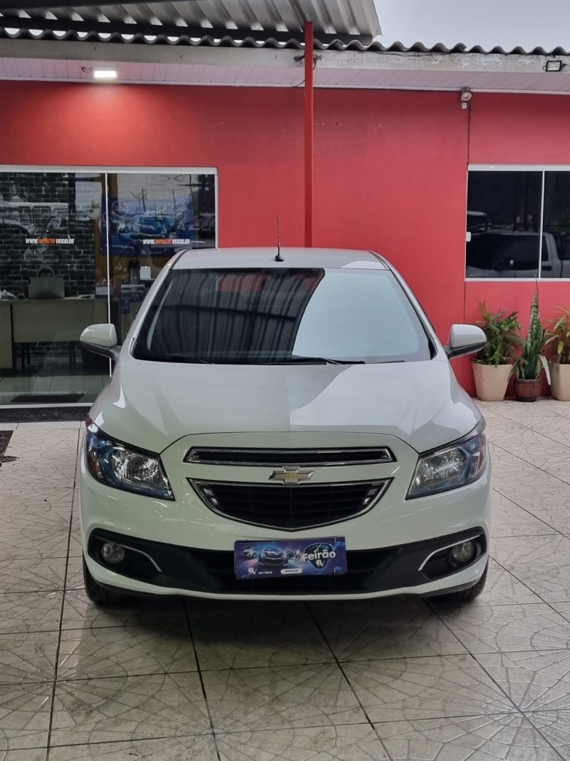 PRISMA 1.4 MPFI LTZ 8V FLEX 4P MANUAL - 2013 - CAXIAS DO SUL