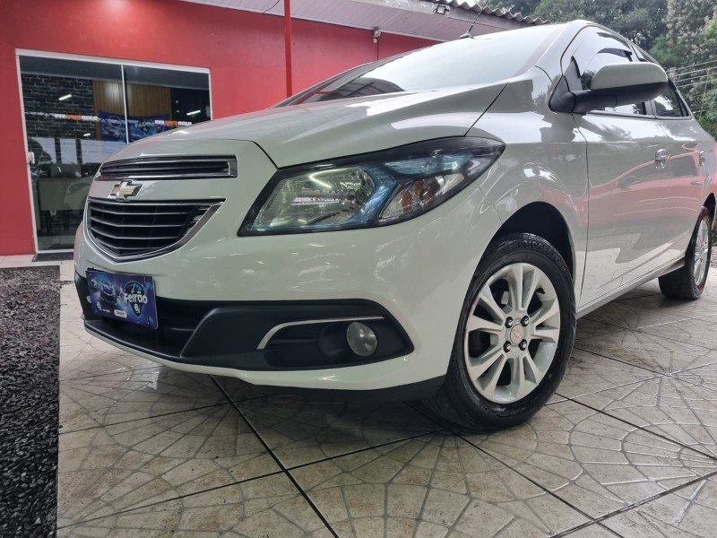 PRISMA 1.4 MPFI LTZ 8V FLEX 4P MANUAL - 2013 - CAXIAS DO SUL