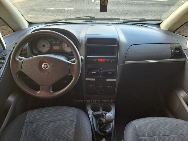 IDEA 1.4 MPI ELX 8V FLEX 4P MANUAL - 2006 - VERANóPOLIS