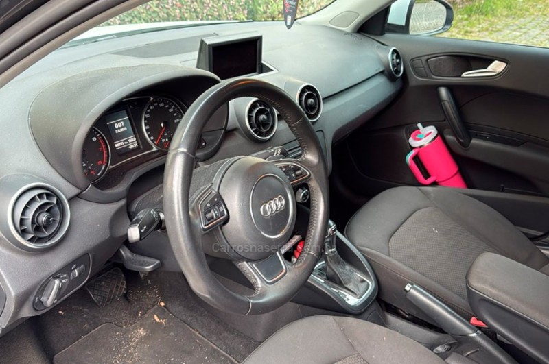 A1 1.4 TFSI SPORTBACK ATTRACTION 16V 122CV GASOLINA 4P S-TRONIC - 2015 - BENTO GONçALVES