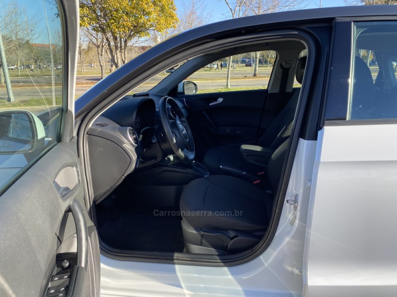 A1 1.4 TFSI SPORTBACK ATTRACTION 16V 122CV GASOLINA 4P S-TRONIC - 2015 - BENTO GONçALVES