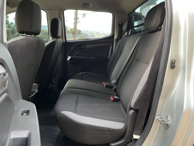 S10 2.8 LS 4X4 CD 16V TURBO DIESEL 4P MANUAL - 2017 - NOVA BASSANO