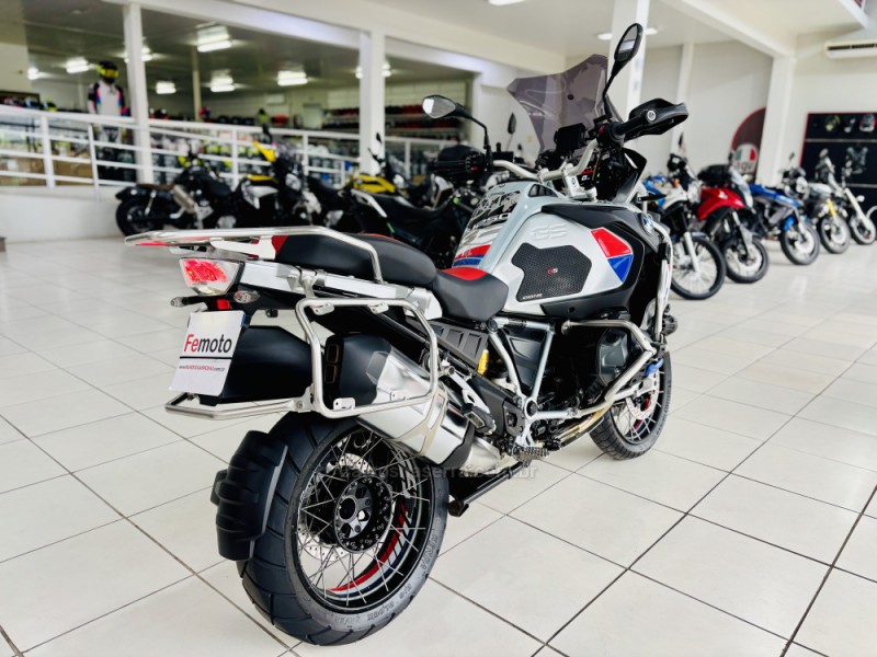R 1250  - 2020 - NOVO HAMBURGO