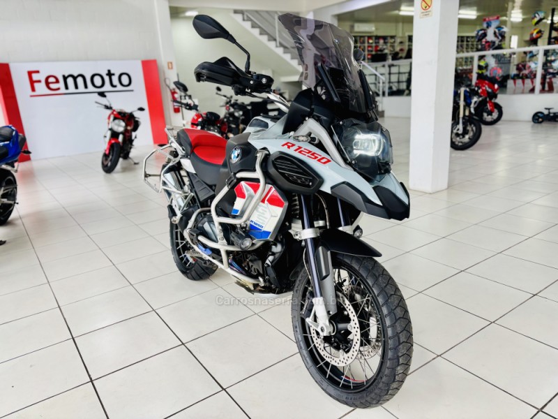 R 1250  - 2020 - NOVO HAMBURGO