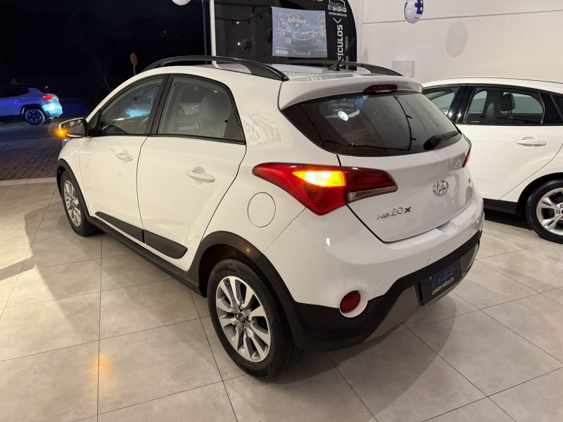 HB20 1.6 COMFORT STYLE 16V FLEX 4P MANUAL - 2016 - BENTO GONçALVES