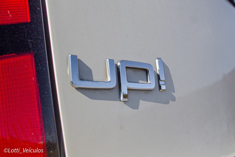 UP 1.0 MPI MOVE UP 12V FLEX 4P AUTOMATIZADO - 2018 - FARROUPILHA