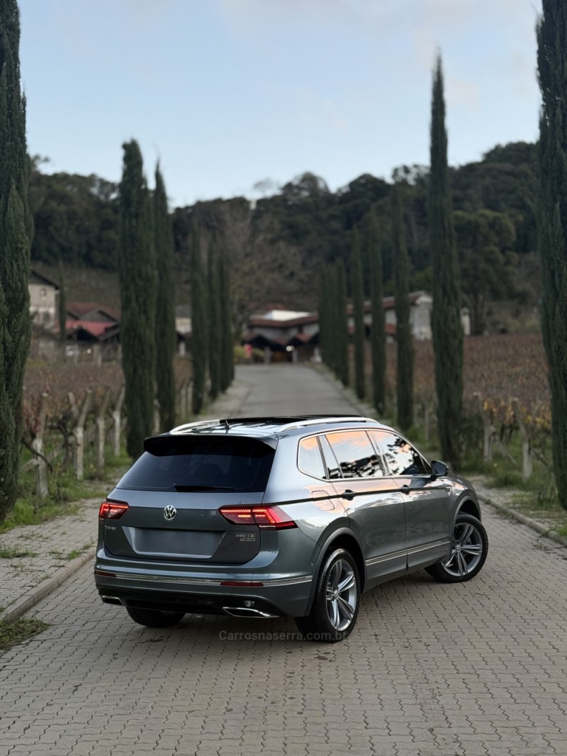 TIGUAN 2.0 ALLSPACE R-LINE 350 TSI 4X4 GASOLINA 4P - 2021 - CAXIAS DO SUL