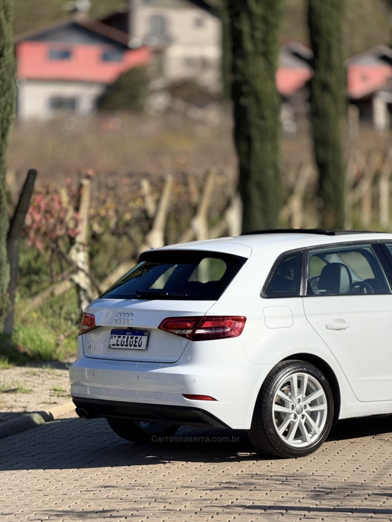 A3 1.4 TFSI SPORTBACK 16V GASOLINA 4P S-TRONIC - 2019 - CAXIAS DO SUL
