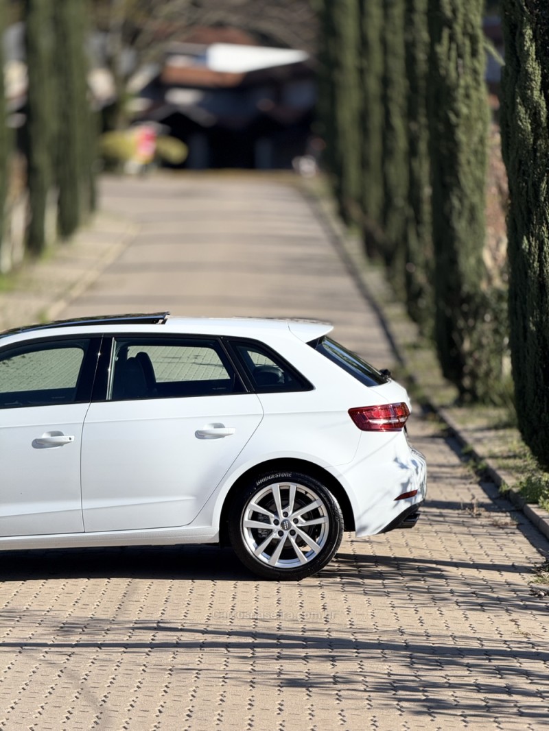 A3 1.4 TFSI SPORTBACK 16V GASOLINA 4P S-TRONIC - 2019 - CAXIAS DO SUL