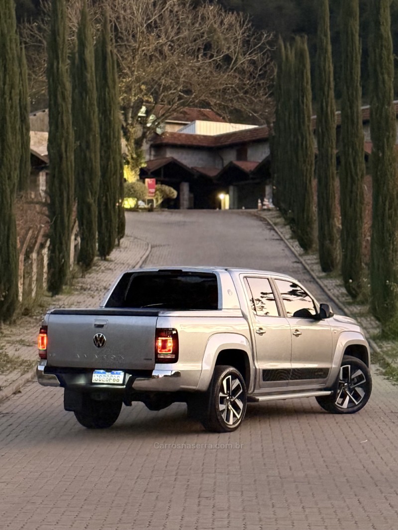 AMAROK 3.0 V6 EXTREME CD DIESEL 4X4 AT 4P AUTOMÁTICO - 2025 - CAXIAS DO SUL