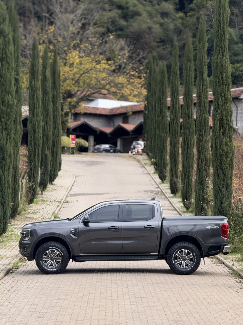 RANGER 3.0 V6 XLT CD TURBO 4X4 DIESEL 4P AUTOMÁTICO - 2024 - CAXIAS DO SUL