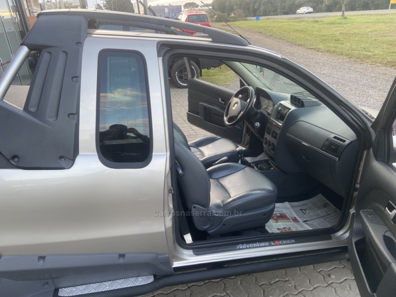 STRADA 1.8 MPI ADVENTURE CE 8V FLEX 2P MANUAL - 2010 - NOVA PRATA