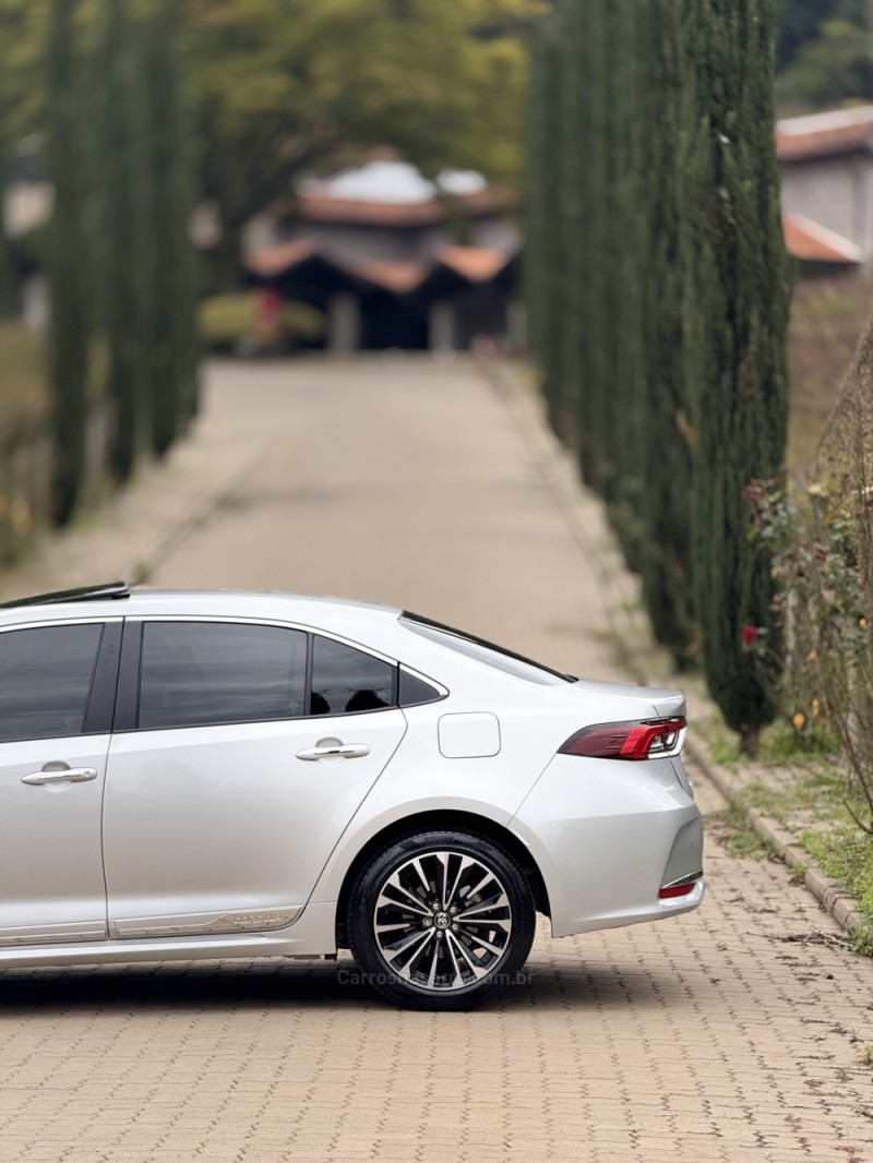 COROLLA 1.8 ALTIS PREMIUM 16V HÍBRIDO 4P AUTOMÁTICO - 2025 - CAXIAS DO SUL