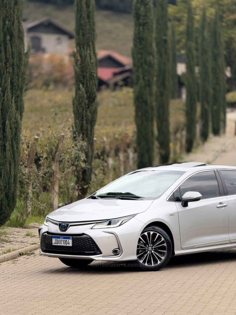 COROLLA 1.8 ALTIS PREMIUM 16V HÍBRIDO 4P AUTOMÁTICO - 2025 - CAXIAS DO SUL